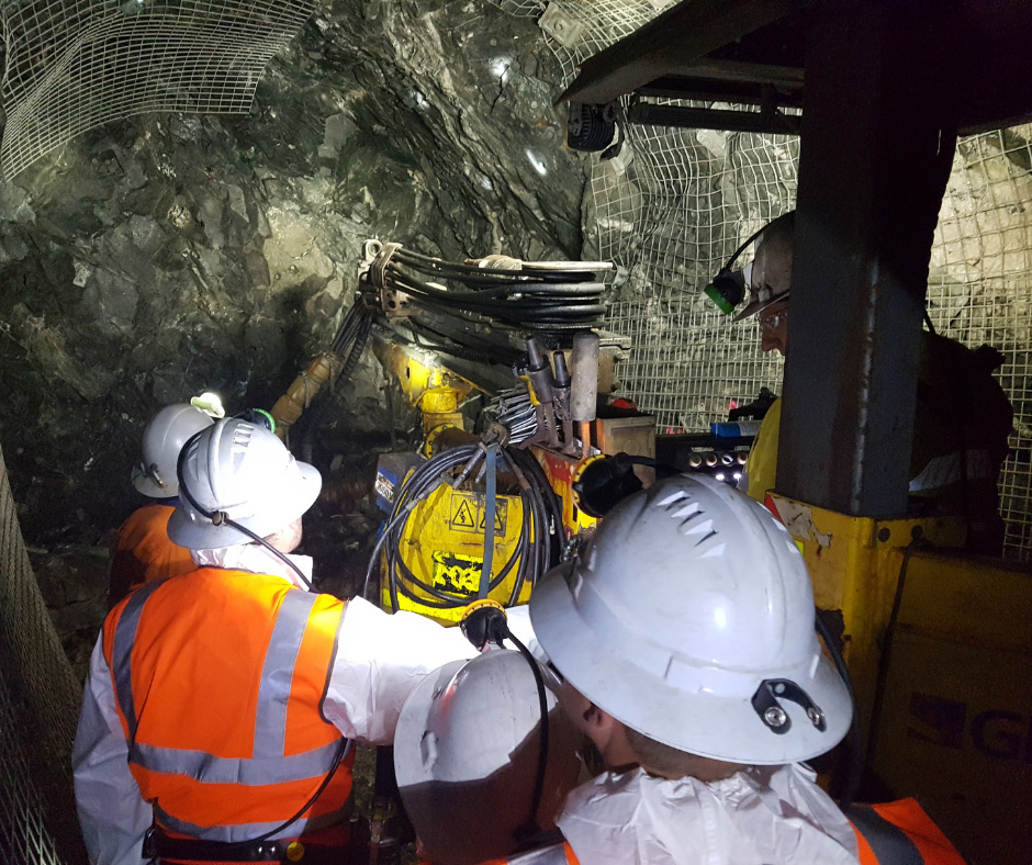 The Importance of Liaising with Operators, Shift Supervisors and the Mine Foreman